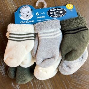 Gerber baby socks size 3-6m wiggle proof stay on New Boy